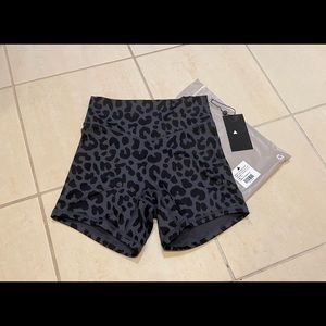 balance athletica ascend shorts